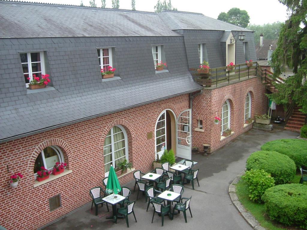 Hotel Le Clos Du Montvinage Étréaupont المظهر الخارجي الصورة