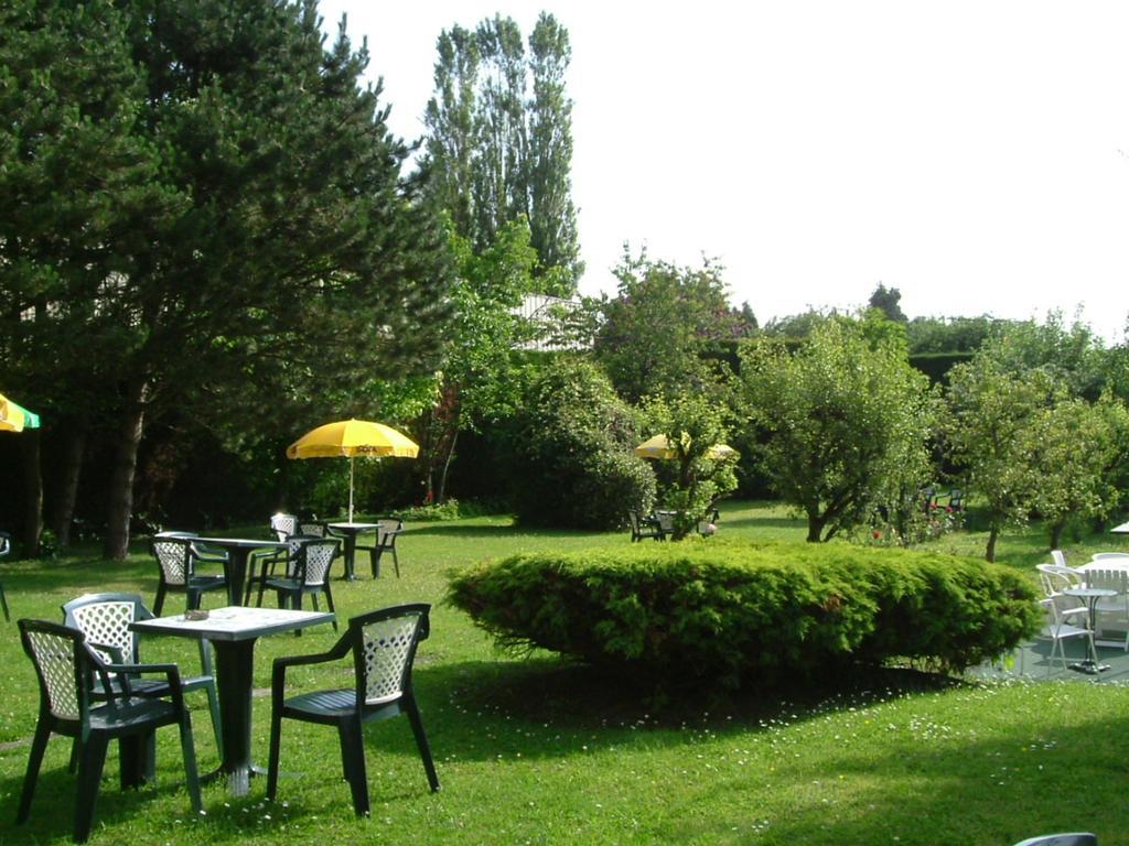 Hotel Le Clos Du Montvinage Étréaupont المظهر الخارجي الصورة